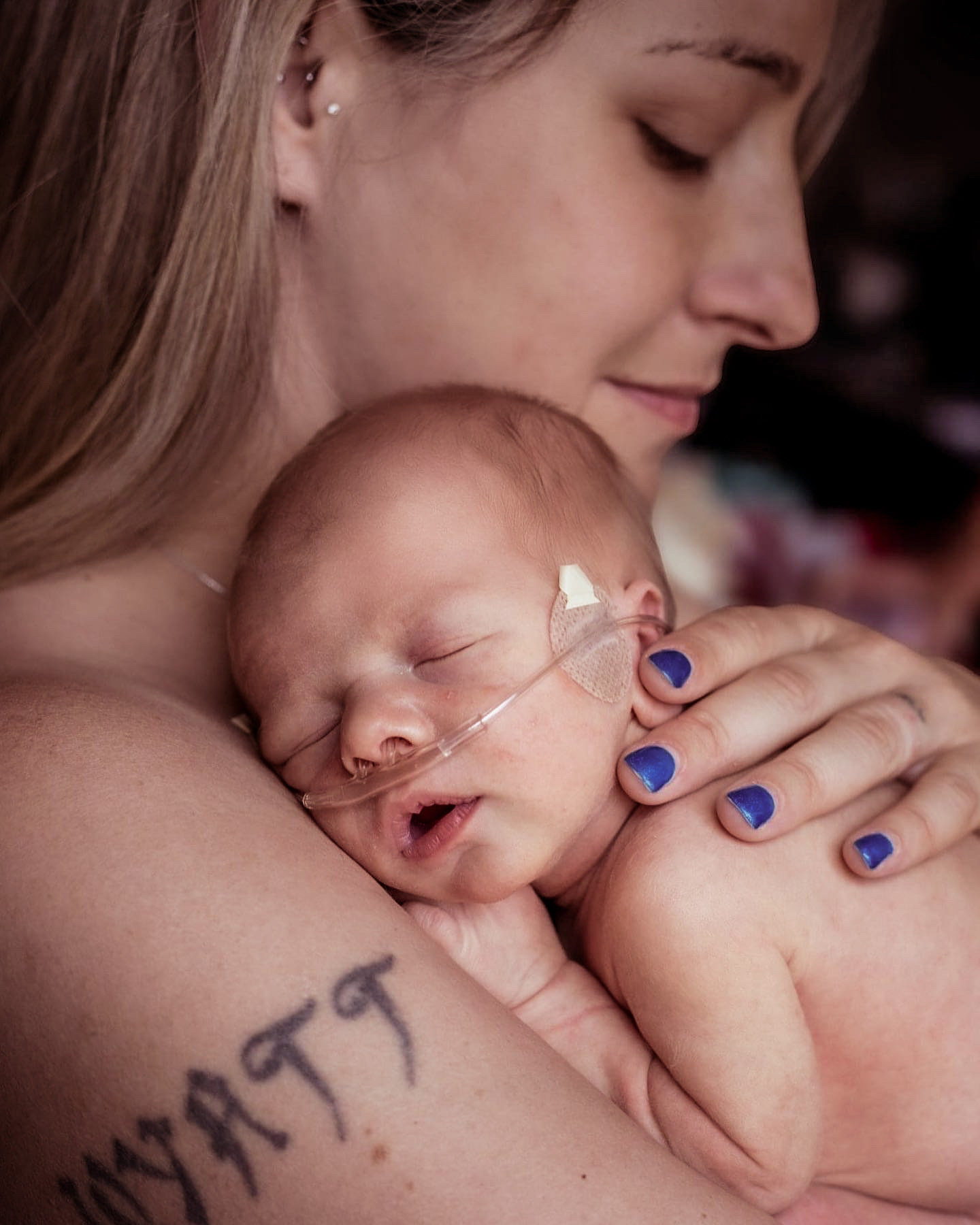 Mother and newborn photography